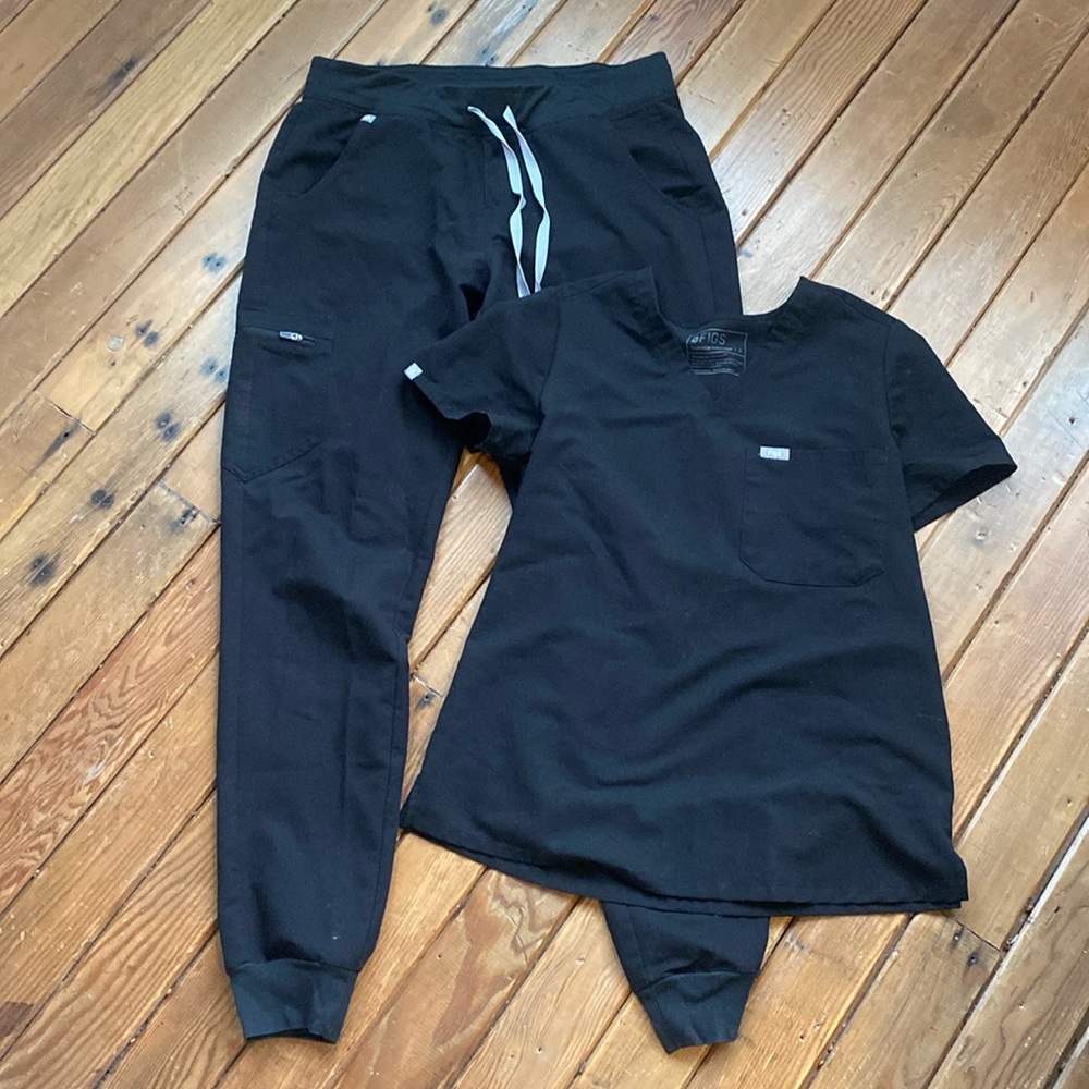 COPY - Figs black scrub set small and medium tall